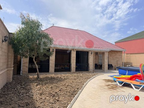Satılır 4 otaqlı həyət evi/bağ evi 100 m²