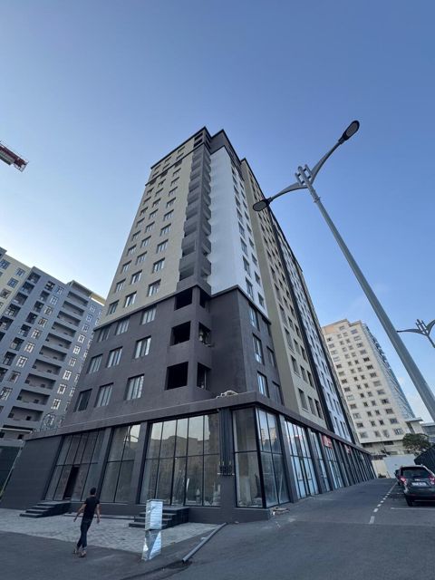 Satılır obyekt 206 m² — Bakı