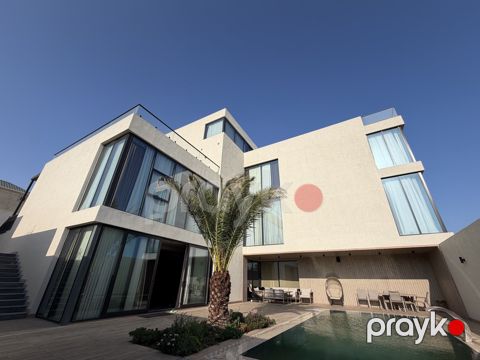 İcarəyə verilir 12 otaqlı həyət evi/bağ evi 980 m²
