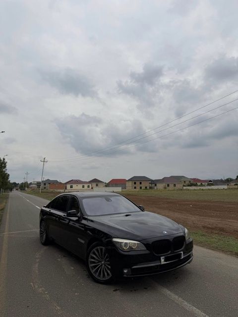 BMW 740, 3.0 L, 2009 il, 180 000 km — Gəncə