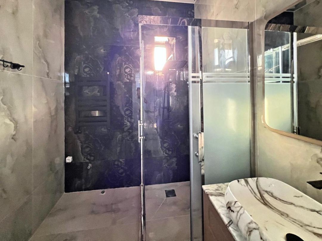 Satılır 5 otaqlı həyət evi/bağ evi 220 m² — Ev, villa, Bakı (12)