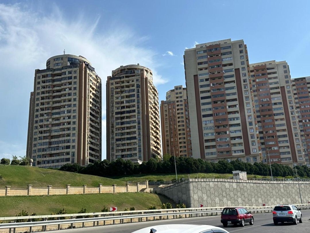 Satılır 3 otaqlı yeni tikili 110 m² — Mənzil, Bakı
