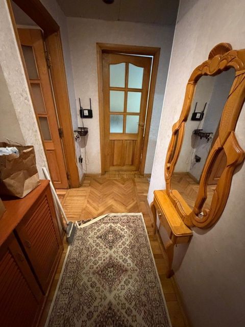 3-otaqlı mənzil kirayə verilir, Elmlər m., 110 m² — Bakı