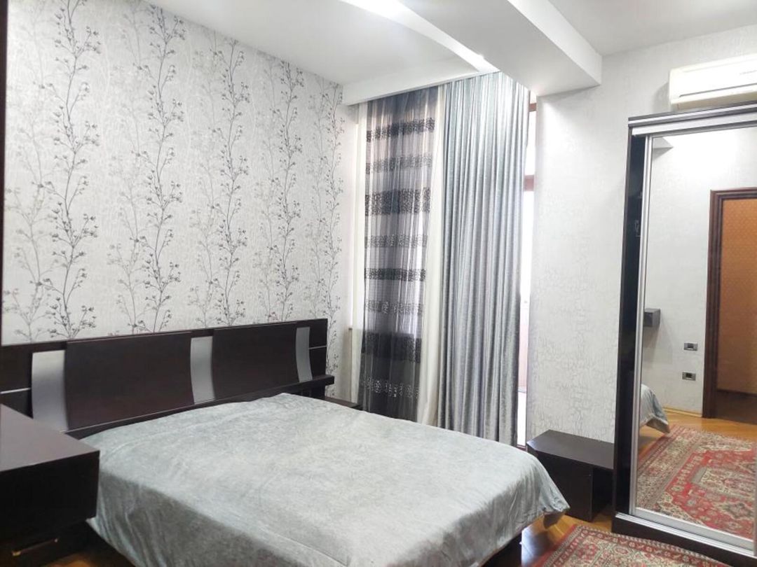 İcarəyə verilir 4 otaqlı yeni tikili 170 m² — Mənzil, Bakı (5)