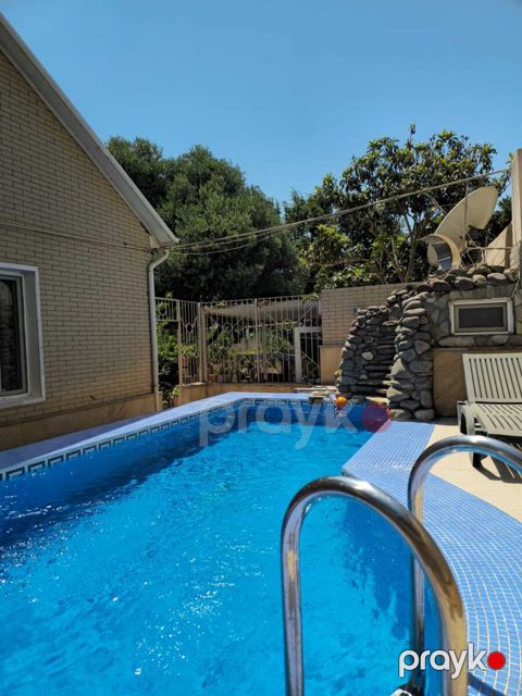 Satılır 7 otaqlı həyət evi/bağ evi 330 m²