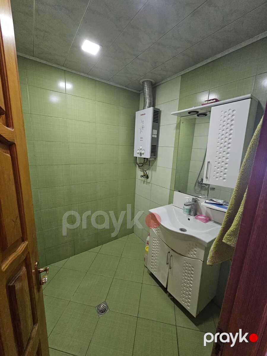 Satılır 2 otaqlı köhnə tikili 65 m² — Mənzil, Bakı (7)