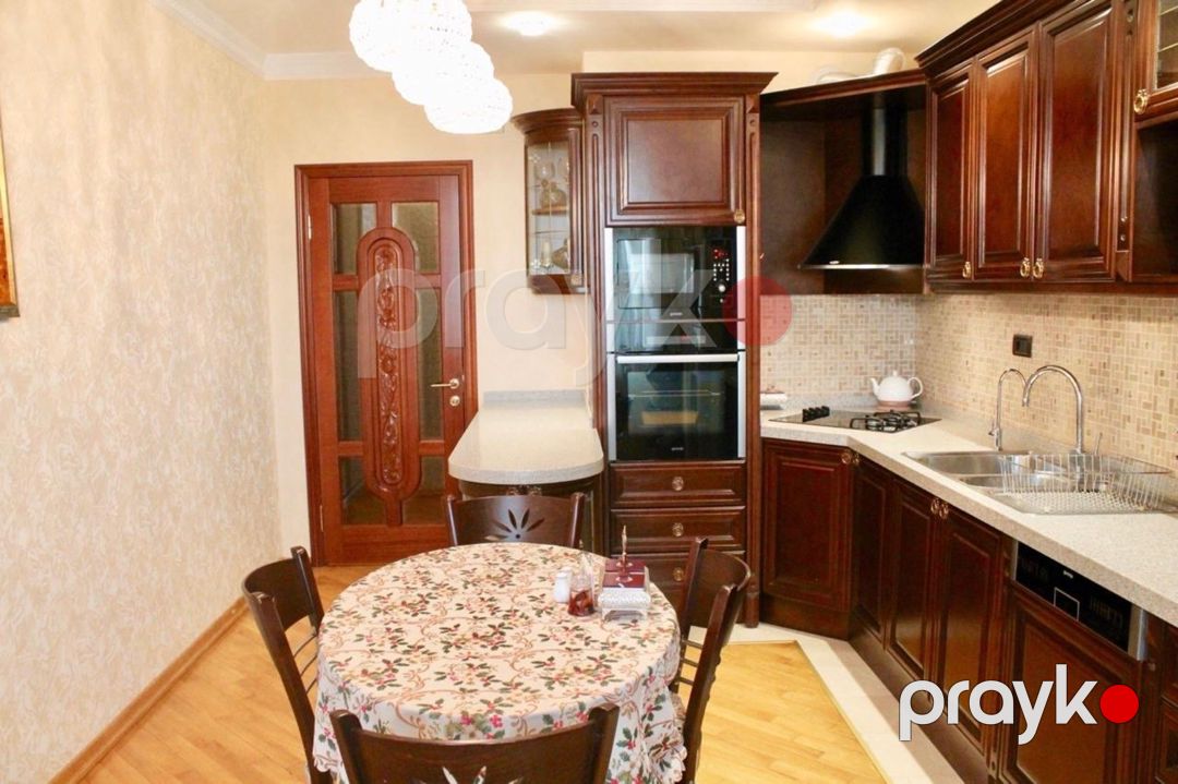 Satılır 4 otaqlı köhnə tikili 90 m² — Mənzil, Bakı (11)