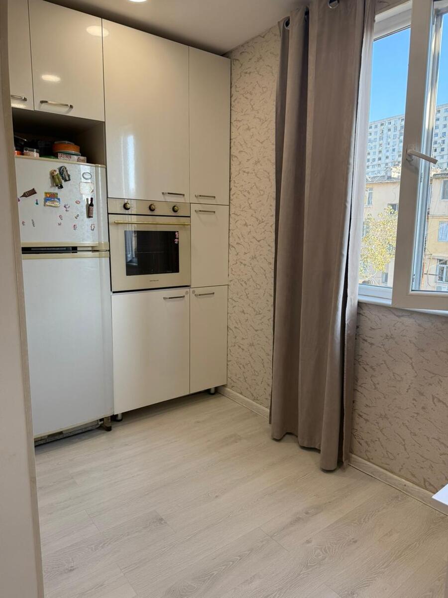 Satılır 3 otaqlı köhnə tikili 70 m² — Mənzil, Bakı (6)