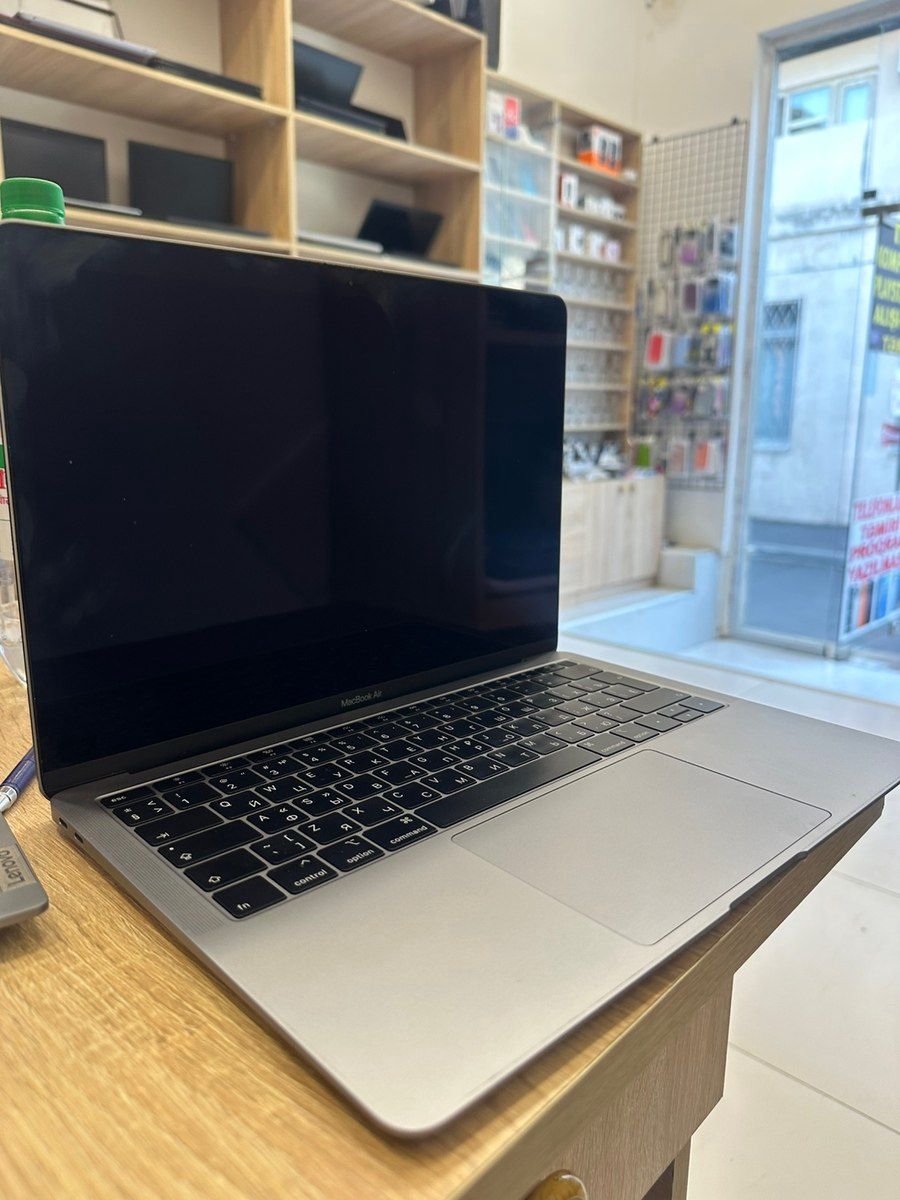 Apple Macbook Air SSD 256GB, RAM 8GB — Elektronika, Bakı (3)