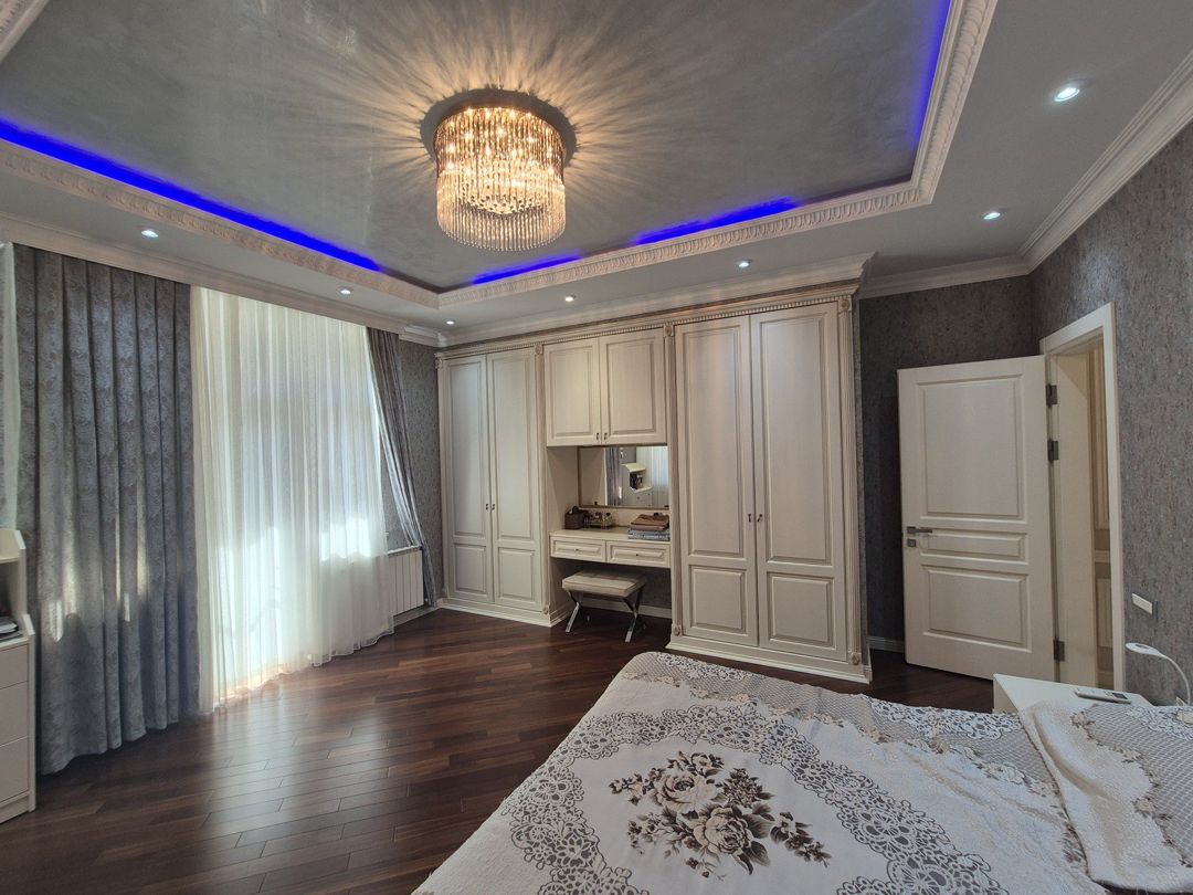 Satılır 4 otaqlı yeni tikili 242 m² — Mənzil, Bakı (8)