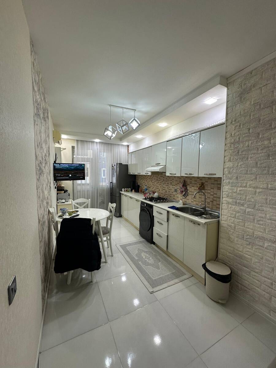 Satılır 4 otaqlı yeni tikili 140 m² — Mənzil, Bakı