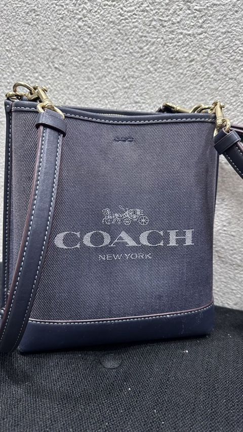 Coach New York çiyin çantası - Model: klassik Coach crossbody - Rəng — Bakı