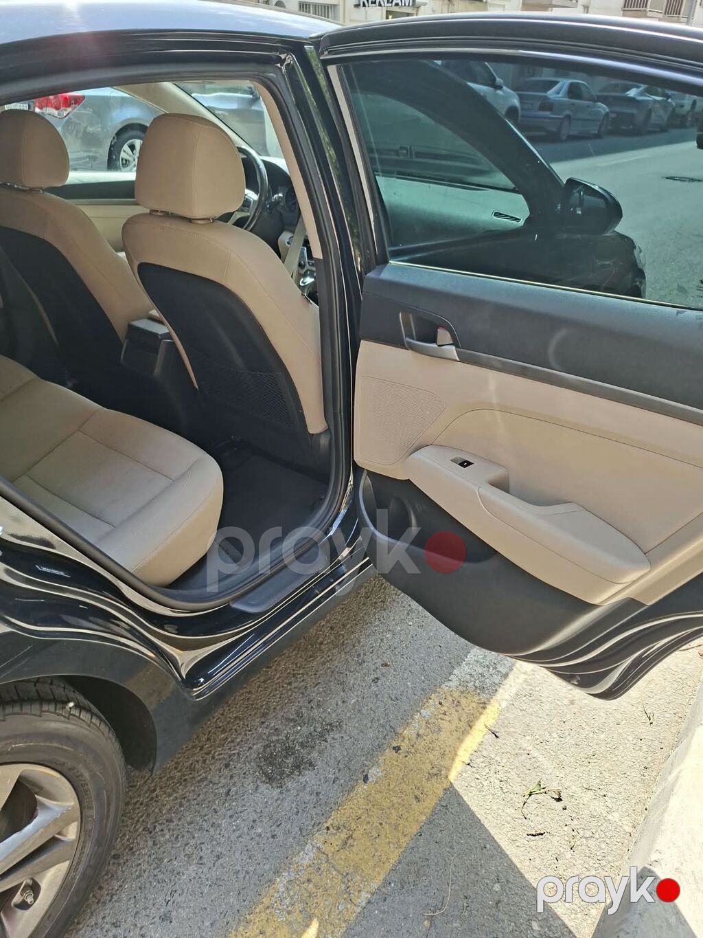 Hyundai Elantra: 2 l 2017 il Sedan 77-OZ-957 — Avtomobillər, Bakı (8)
