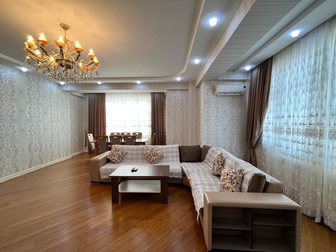 İcarəyə verilir 3 otaqlı yeni tikili 130 m² — Mənzil, Bakı (2)
