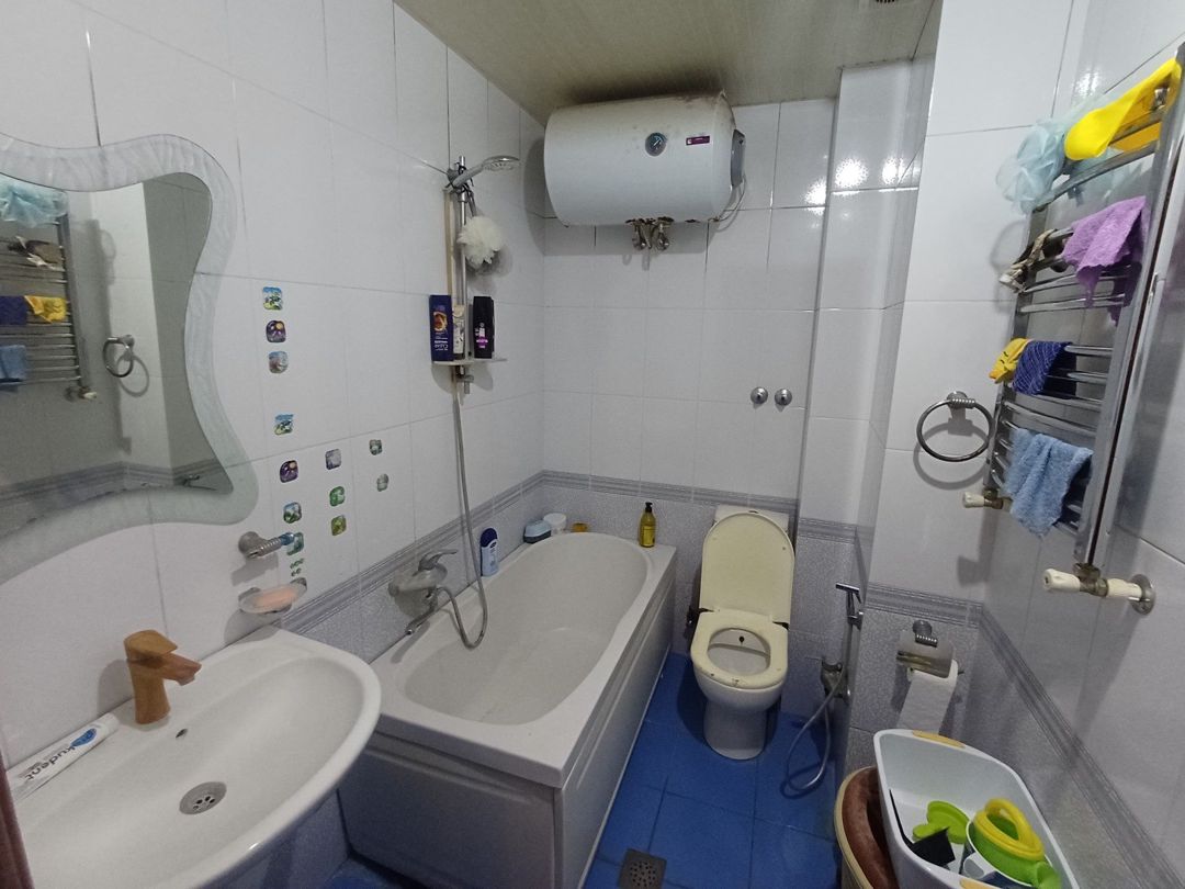 Satılır 2 otaqlı yeni tikili 75 m² — Mənzil, Bakı (8)