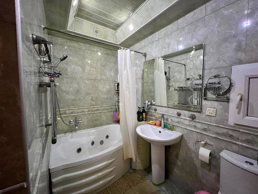 Satılır 3 otaqlı köhnə tikili 110 m² — Mənzil, Bakı (9)