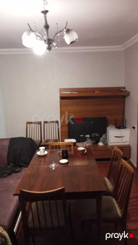 İcarəyə verilir 2 otaqlı köhnə tikili 55 m²