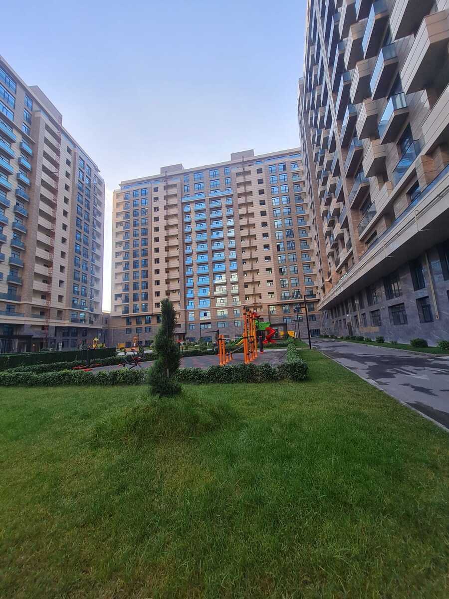 Satılır 5 otaqlı yeni tikili 268 m² — Mənzil, Bakı (2)
