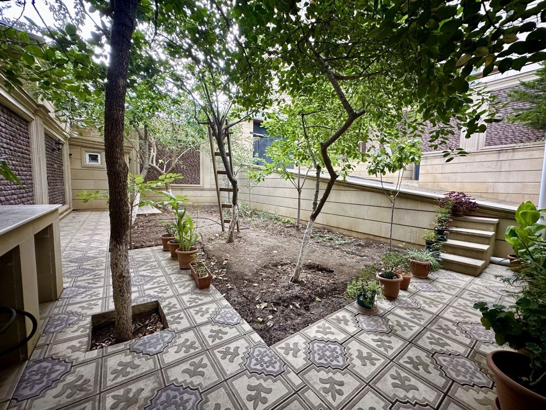 Satılır 5 otaqlı həyət evi/bağ evi 200 m² — Ev, villa, Bakı (12)