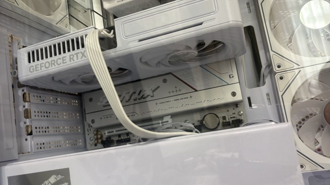 Pc Ryzen 5 7500F+Rtx 5060+32gb ram DDR5 — Masaüstü kompüterlər, Bakı (2)