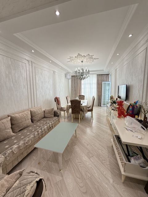 Satılır 2 otaqlı yeni tikili 80 m² — Bakı