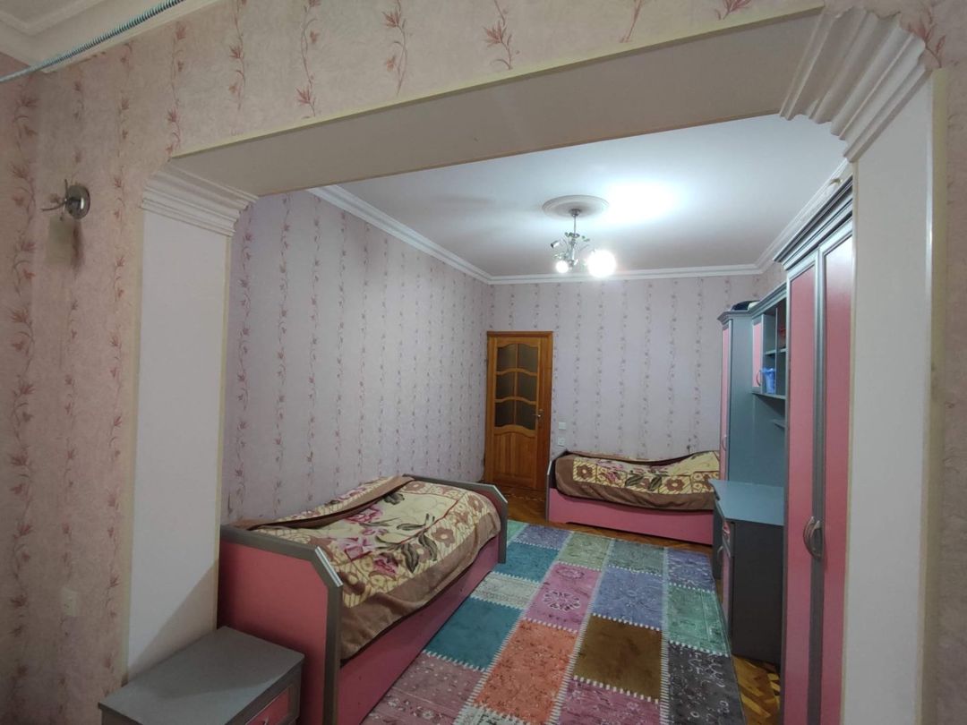 Satılır 4 otaqlı köhnə tikili 110 m² — Mənzil, Bakı (9)