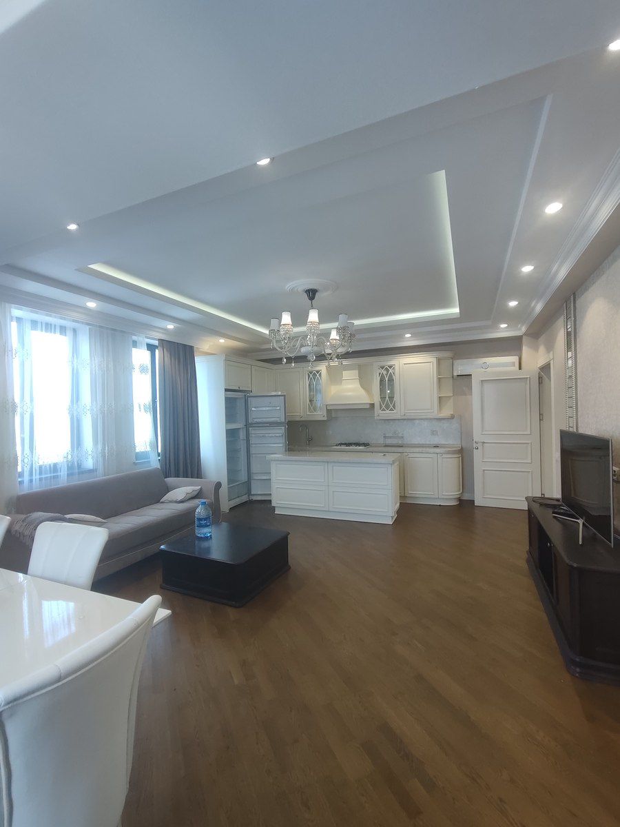 İcarəyə verilir 3 otaqlı yeni tikili 120 m² — Mənzil, Bakı (8)