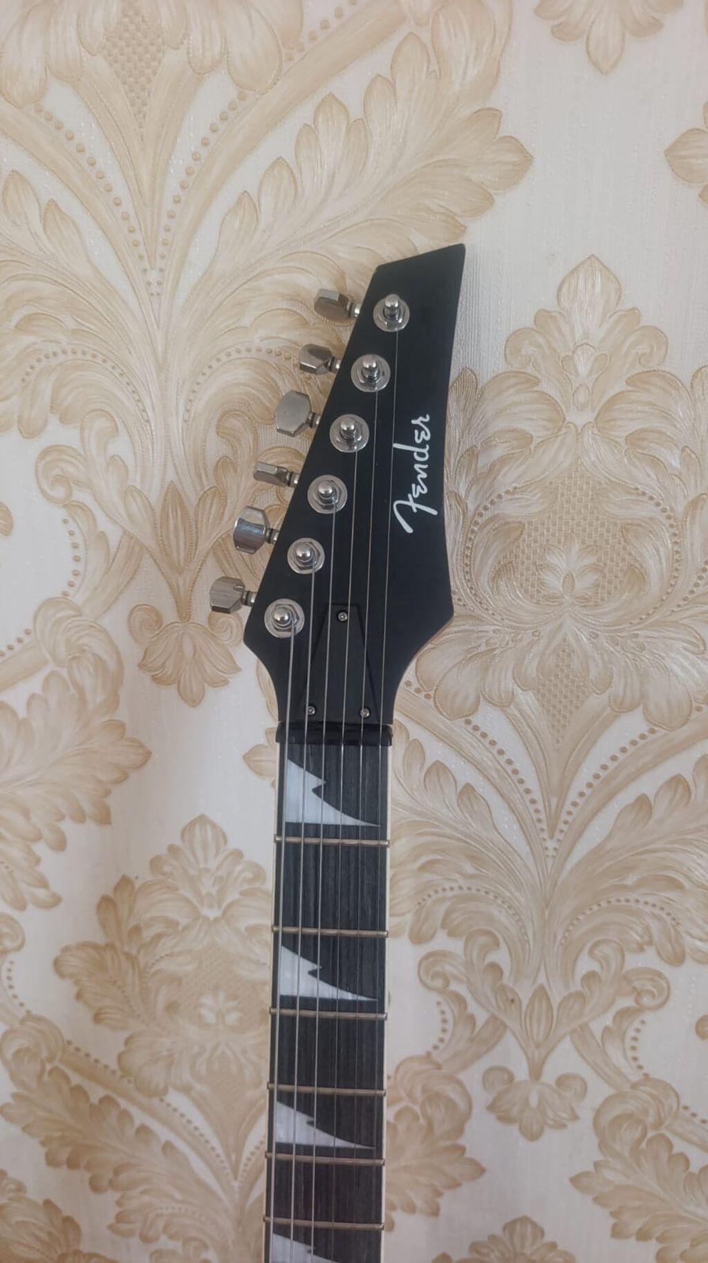 Elektron gitara, Fender, 6 sim, İşlənmiş — Musiqiə alətləri, Bakı (2)