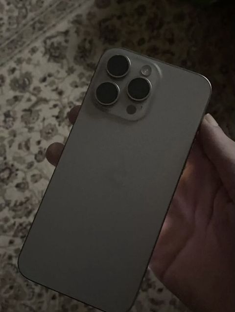 IPhone 15 Pro Max, 256 GB, Gümüşü, Simsiz şarj — Bakı
