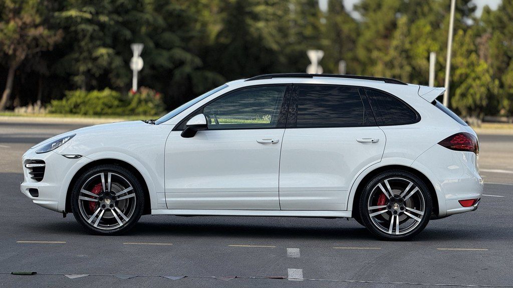 Porsche Cayenne GTS, 4.8 L, 2013 il, 175 000 km — Avtomobillər, Gəncə (8)