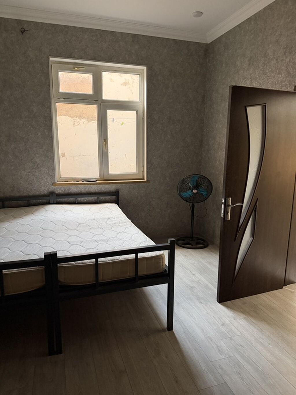 1 otaqlı şəxsi həyet evi verilir vifi pulsuz zənglə əlaqə saxlayın — Daşınmaz əmlak, Bakı (4)