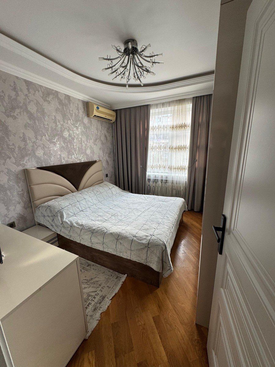 Satılır 2 otaqlı köhnə tikili 70 m² — Mənzil, Bakı (3)