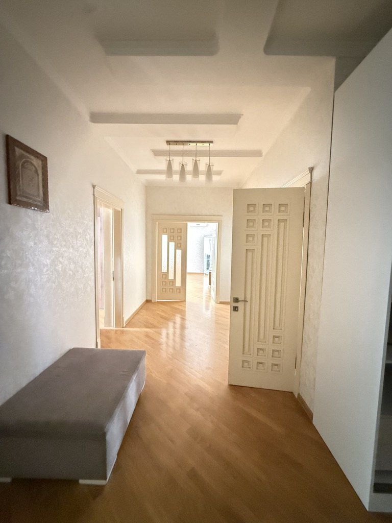 İcarəyə verilir 4 otaqlı yeni tikili 150 m² — Mənzil, Bakı (12)