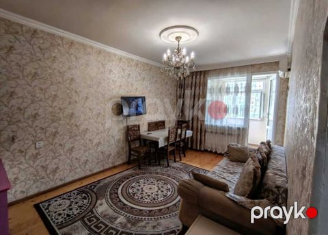 Satılır 2 otaqlı köhnə tikili 50 m²