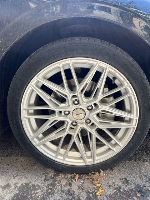 Vossen təkərləri — Bakı