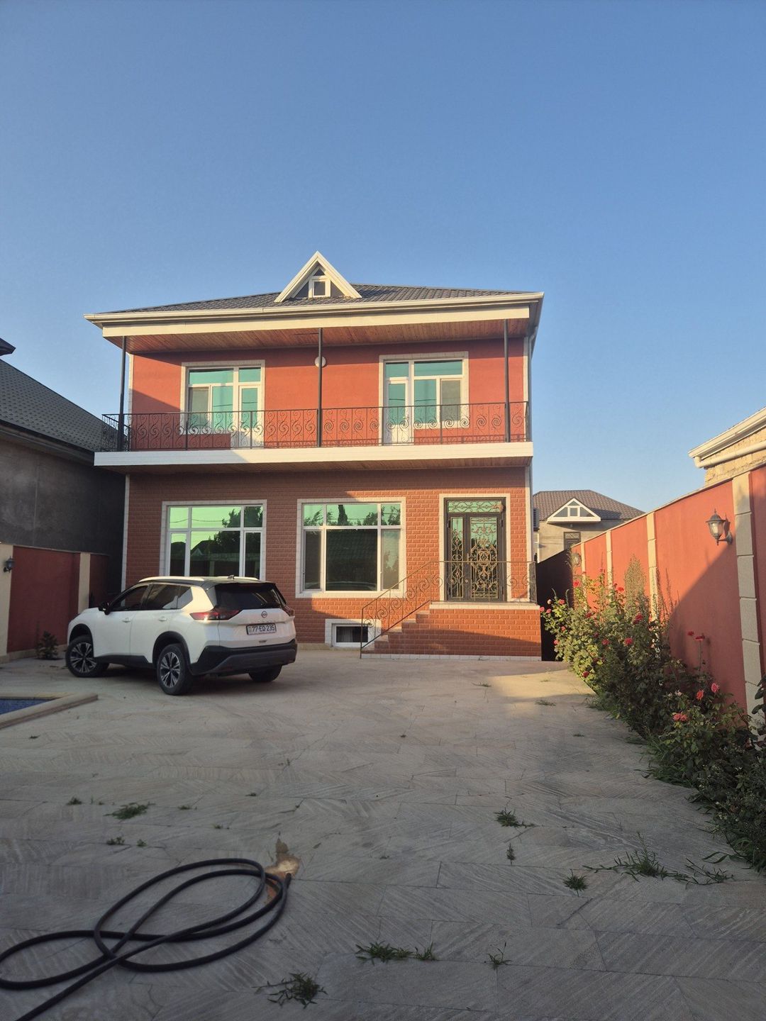 Satılır 8 otaqlı həyət evi/bağ evi 250 m² — Ev, villa, Bakı