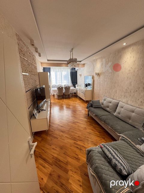Satılır 4 otaqlı yeni tikili 135 m²