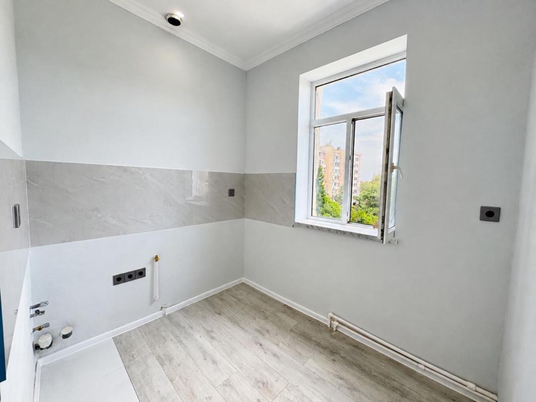 Satılır 2 otaqlı köhnə tikili 65 m² — Mənzil, Bakı (11)