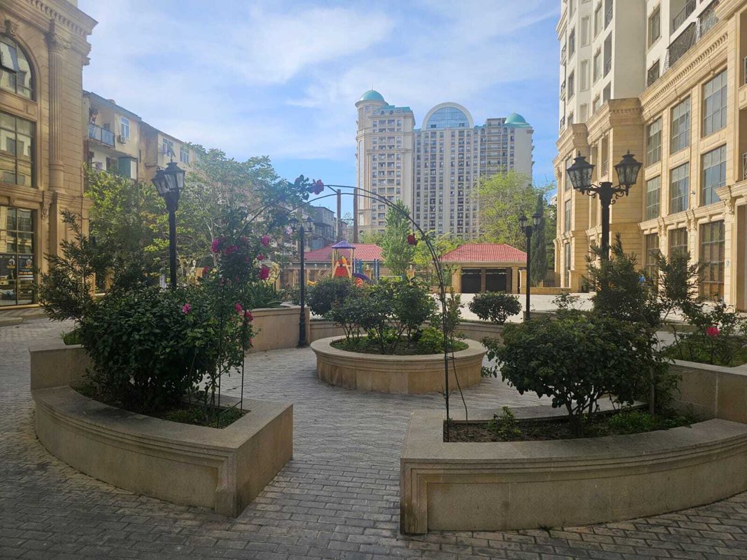 Satılır 3 otaqlı yeni tikili 130 m² — Mənzil, Bakı (4)
