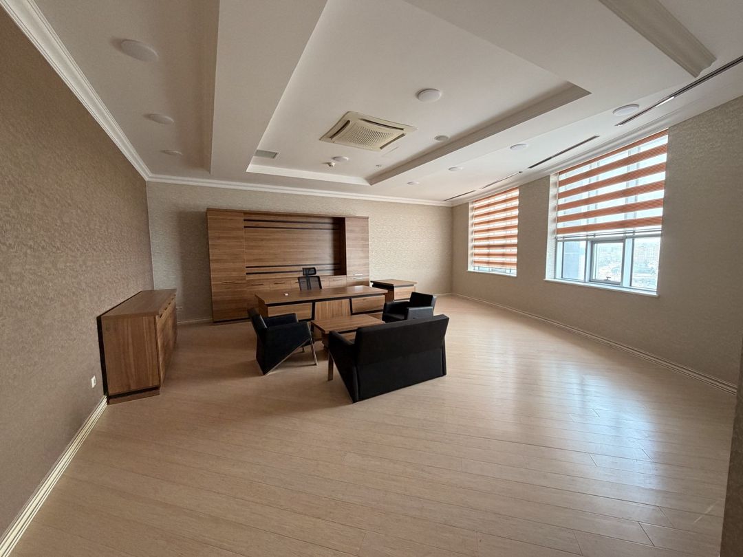 İcarəyə verilir 10 otaqlı ofis 1100 m² — Ofis, Bakı (11)