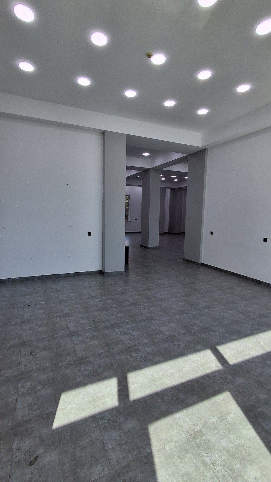 İcarəyə verilir obyekt 184 m² — Əmlak, Bakı (2)