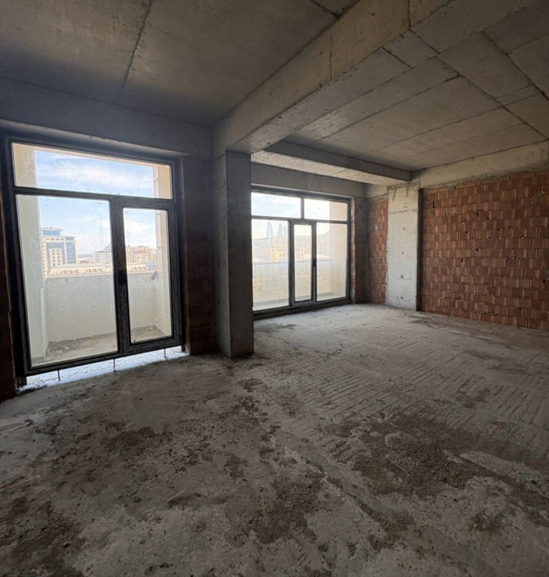 Satılır 5 otaqlı yeni tikili 267 m² — Mənzil, Bakı (4)