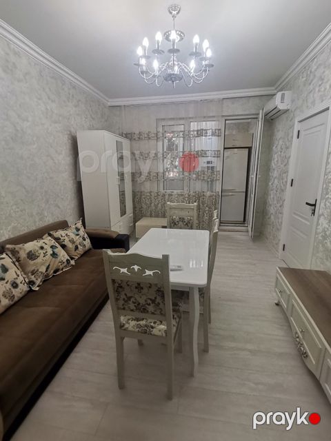 Satılır 1 otaqlı köhnə tikili 36 m²