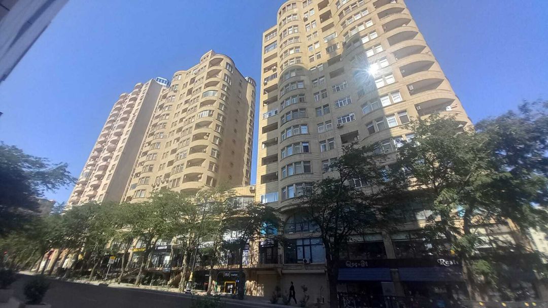 Satılır 3 otaqlı yeni tikili 115 m² — Mənzil, Bakı (2)
