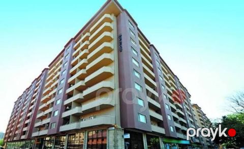 Satılır 4 otaqlı yeni tikili 180 m²