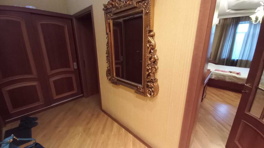 İcarəyə verilir 3 otaqlı köhnə tikili 140 m² — Mənzil, Bakı (11)