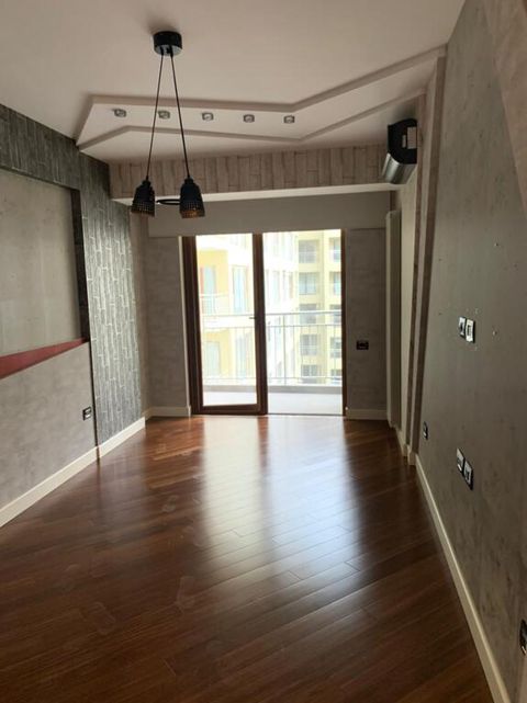 Satılır 5 otaqlı yeni tikili 280 m² — Bakı