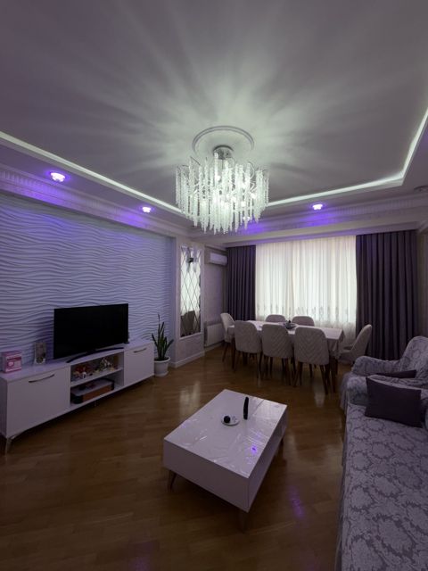 Satılır 3 otaqlı yeni tikili 125 m² — Bakı