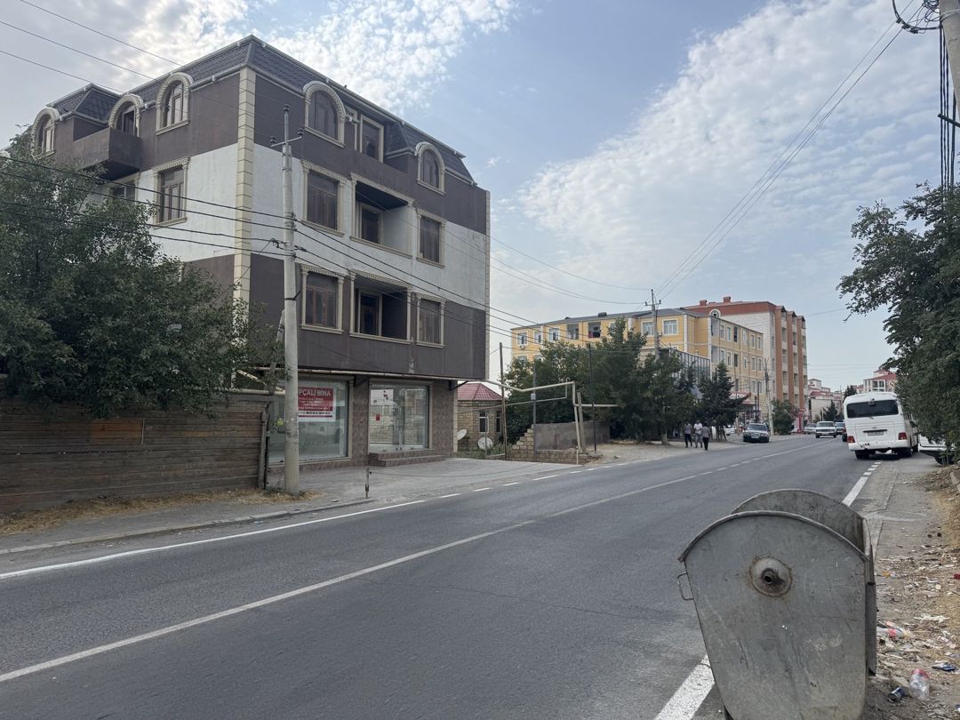 Satılır obyekt 2282 m² — Əmlak, Bakı (2)