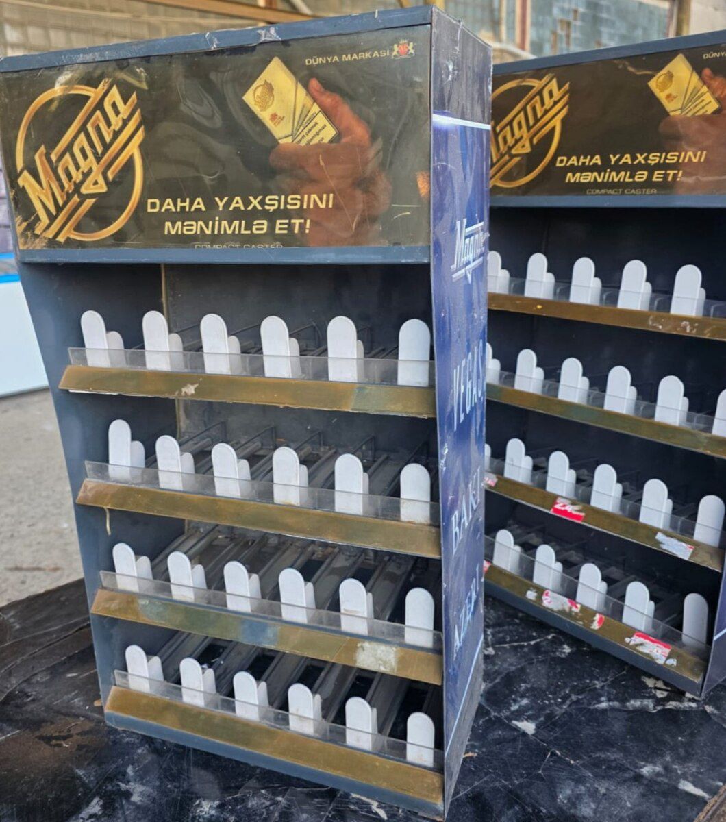 Siqaret vitrini — Biznes və avadanlıq, Bakı (2)